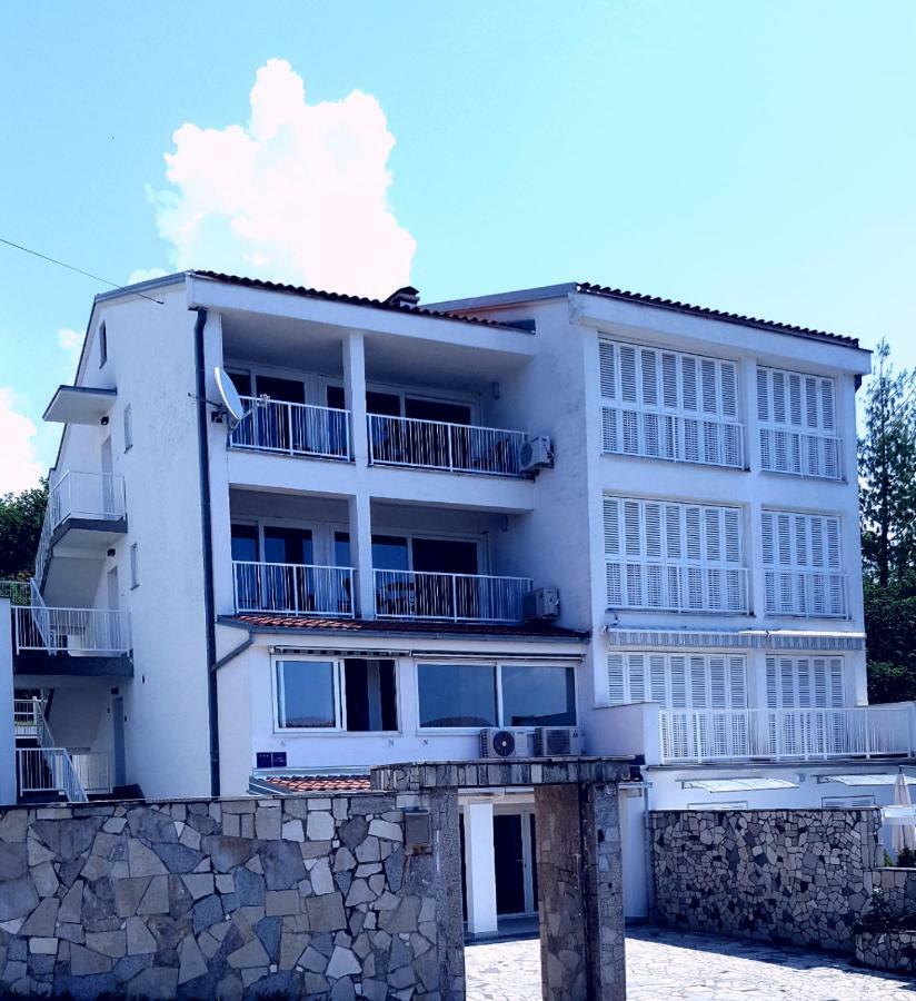 Villa Helena Dramalj Luaran gambar